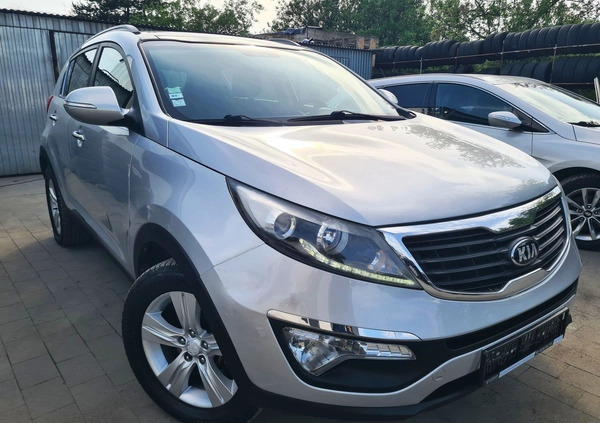 Kia Sportage cena 38499 przebieg: 227060, rok produkcji 2012 z Lwówek małe 596